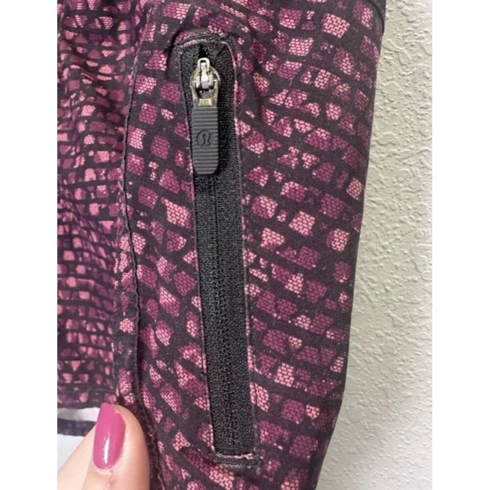 Lululemon BUNDLE OF  2  Tracker Short IV (4-way Stretch 4
